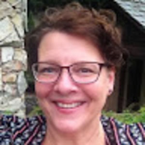 Meet your Posher, Kimberley a.